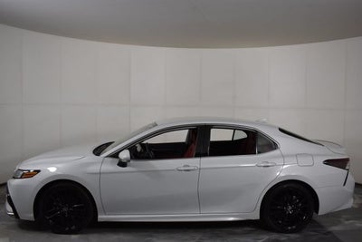 2024 Toyota Camry Hybrid XSE