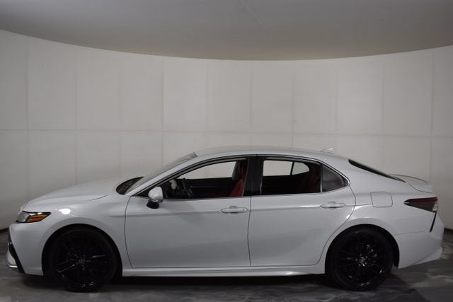 2024 Toyota Camry Hybrid XSE