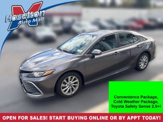 2022 Toyota Camry LE