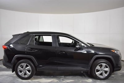 2021 Toyota RAV4 Hybrid LE