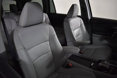 2022 Honda Pilot Touring 8-Passenger