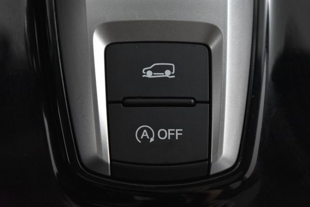 2022 Honda Pilot Touring 8-Passenger