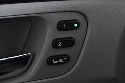 2022 Honda Pilot Touring 8-Passenger