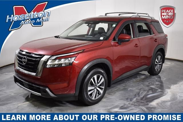 2024 Nissan Pathfinder SL