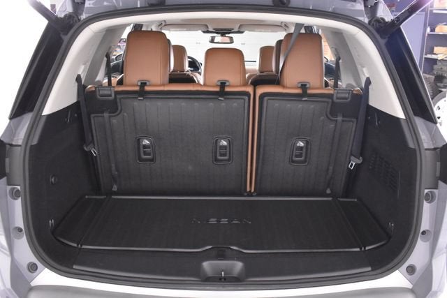 2022 Nissan Pathfinder Platinum