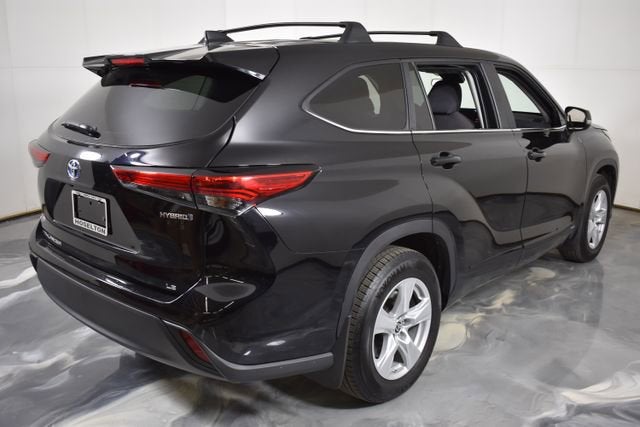 2023 Toyota Highlander Hybrid LE