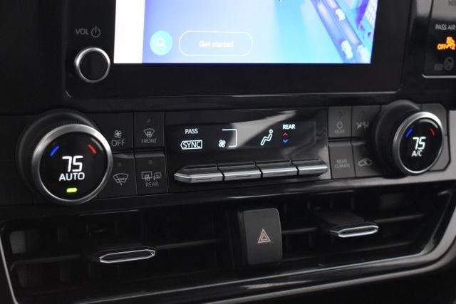 2023 Toyota Highlander Hybrid LE