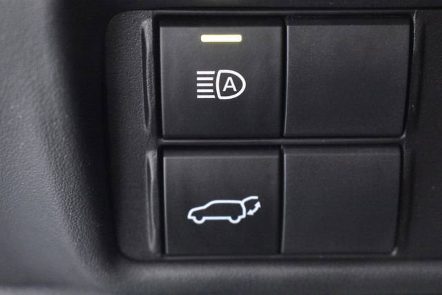 2023 Toyota Highlander Hybrid LE