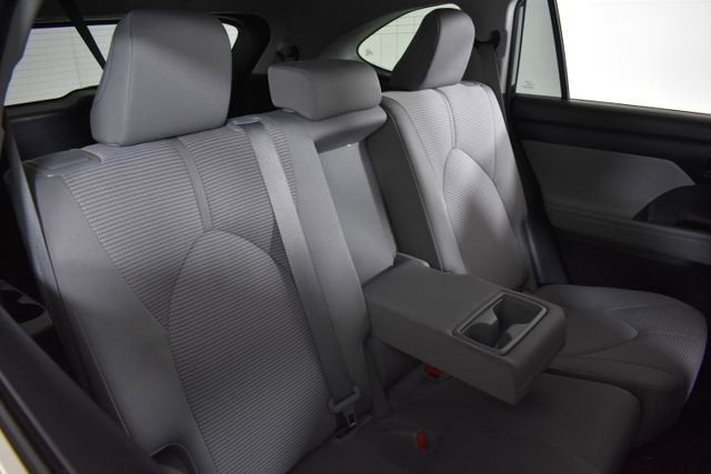 2023 Toyota Highlander Hybrid LE