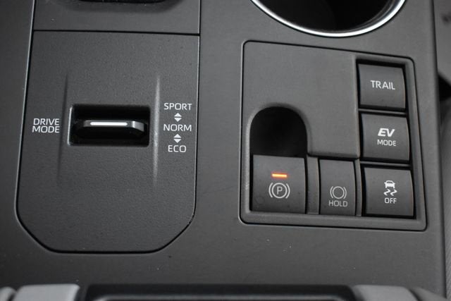 2023 Toyota Highlander Hybrid LE