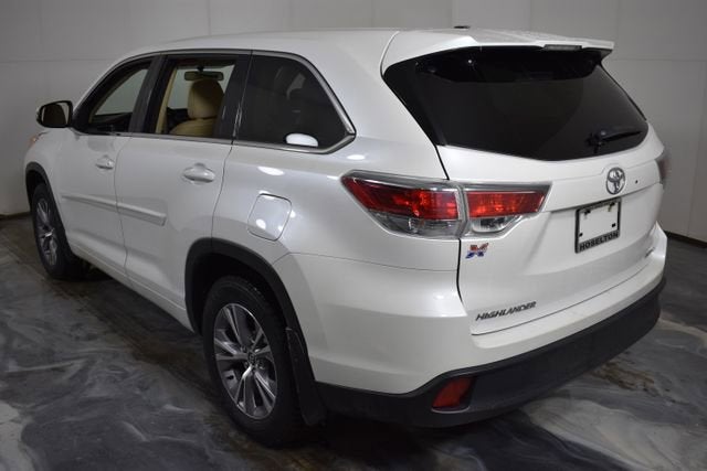 2016 Toyota Highlander LE