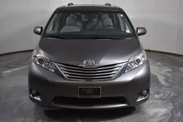 2016 Toyota Sienna Ltd