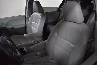 2016 Toyota Sienna Ltd