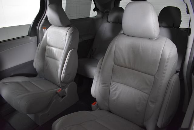 2016 Toyota Sienna Ltd