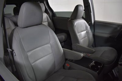2016 Toyota Sienna Ltd