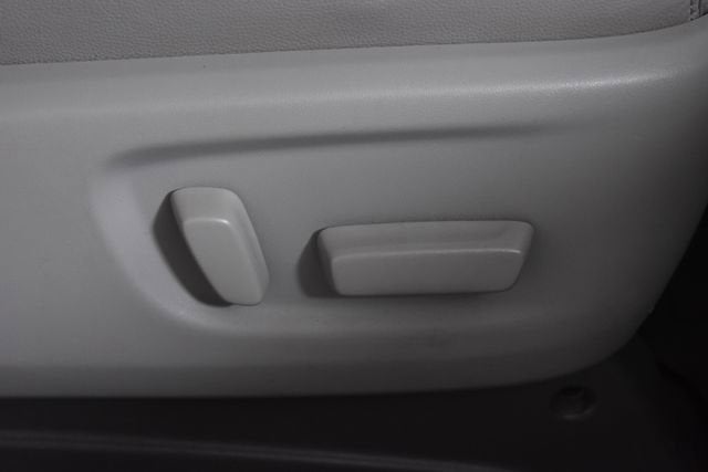 2016 Toyota Sienna Ltd