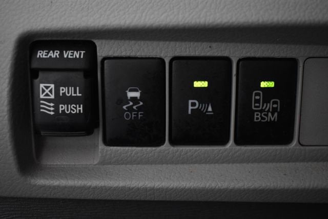 2016 Toyota Sienna Ltd