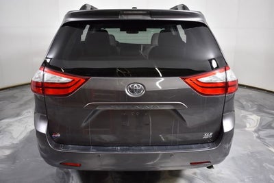 2016 Toyota Sienna Ltd