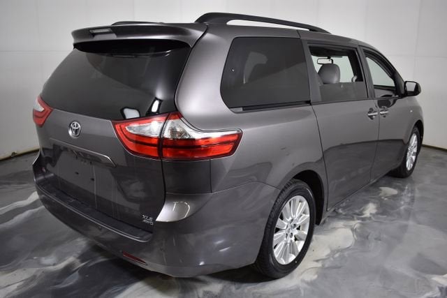 2016 Toyota Sienna Ltd