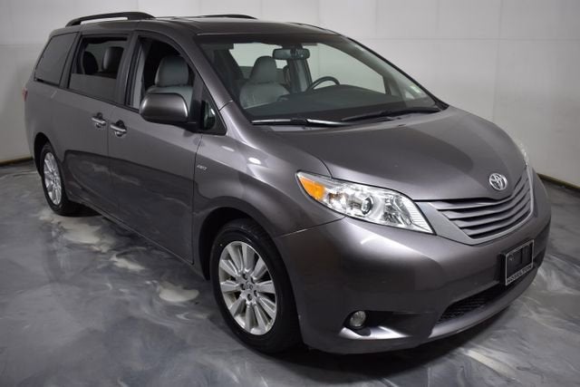 2016 Toyota Sienna Ltd