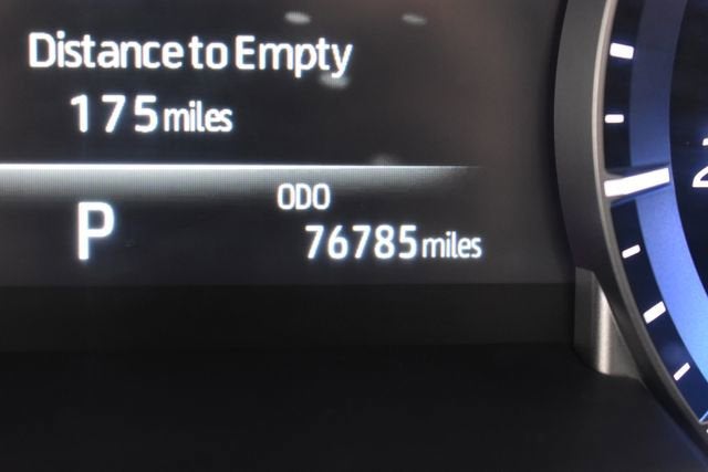 2022 Toyota Highlander Hybrid Platinum