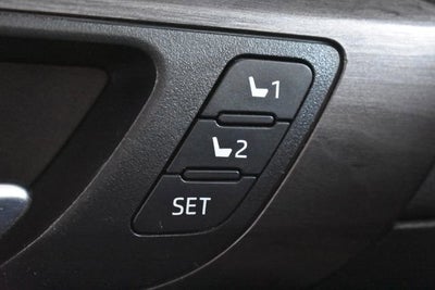 2022 Toyota Highlander Hybrid Platinum