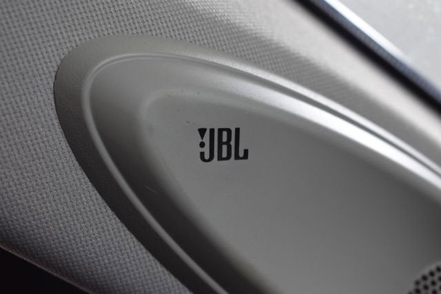 2022 Toyota Highlander Hybrid Platinum