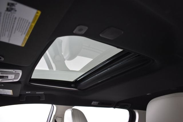 2025 Toyota Sienna Platinum