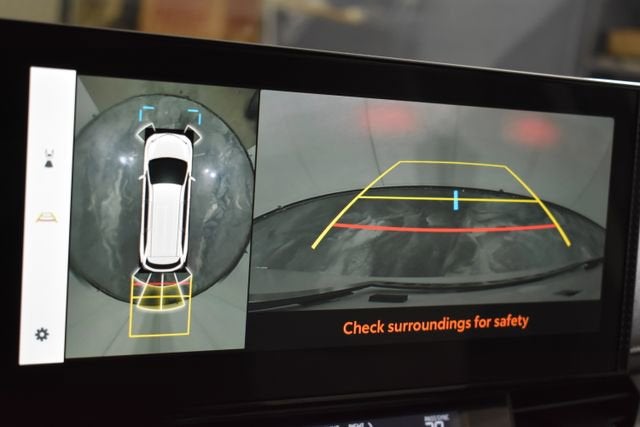 2025 Toyota Sienna Platinum