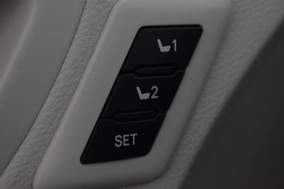 2025 Toyota Sienna Platinum