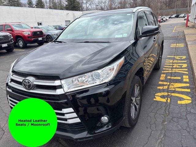 2019 Toyota Highlander SE