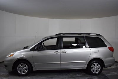 2010 Toyota Sienna CE
