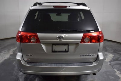 2010 Toyota Sienna CE
