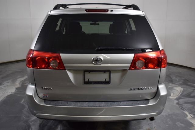 2010 Toyota Sienna CE
