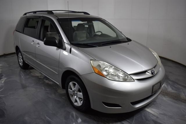 2010 Toyota Sienna CE