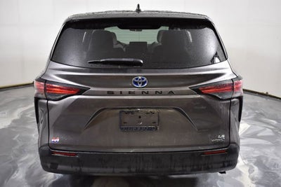 2021 Toyota Sienna LE