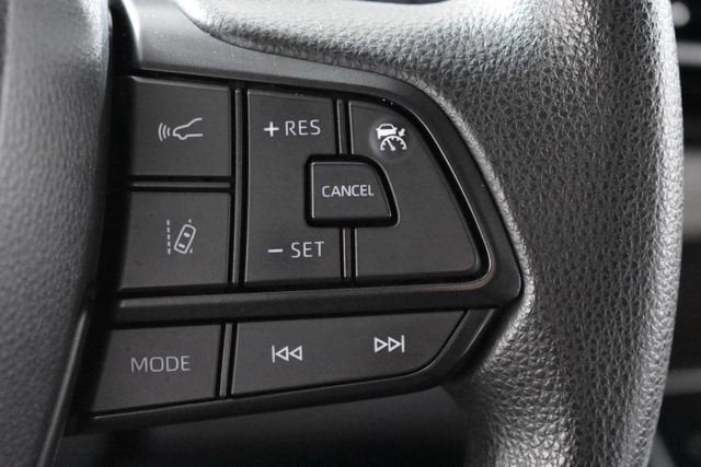 2023 Toyota Sienna LE