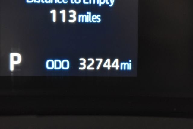 2023 Toyota Sienna LE