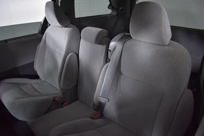 2019 Toyota Sienna LE Auto Access Seat