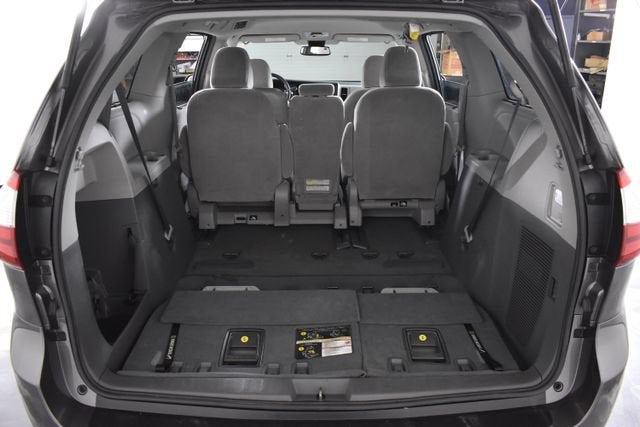 2019 Toyota Sienna LE Auto Access Seat