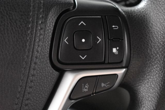 2019 Toyota Sienna LE Auto Access Seat