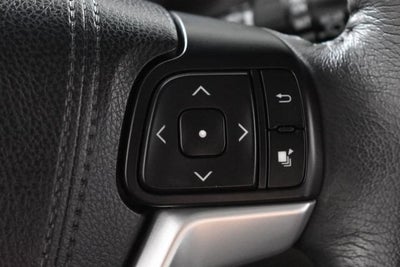 2017 Toyota Sienna XLE Auto Access Seat