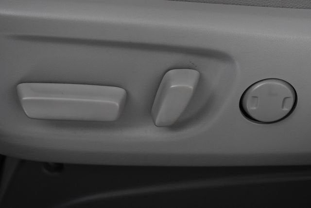 2018 Toyota Sienna XLE Auto Access Seat