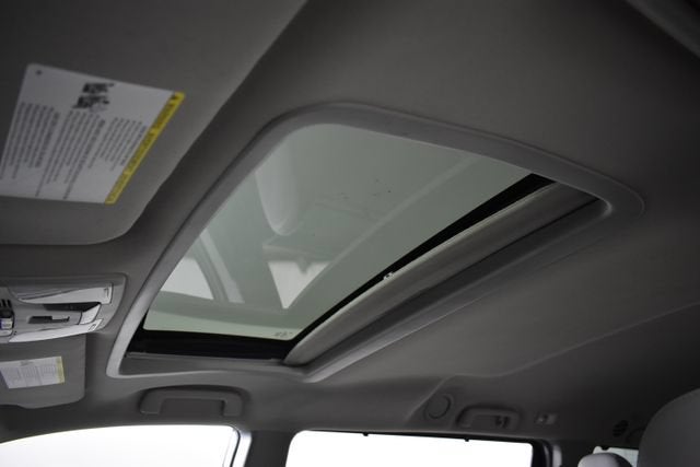 2018 Toyota Sienna XLE Auto Access Seat