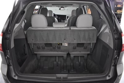 2018 Toyota Sienna XLE Auto Access Seat