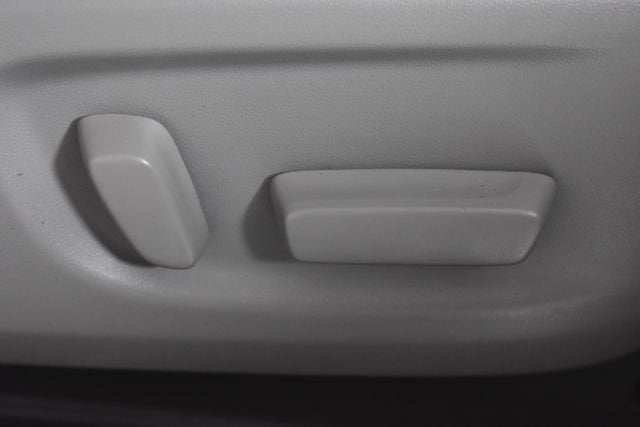 2018 Toyota Sienna XLE Auto Access Seat