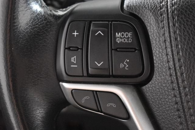 2018 Toyota Sienna XLE Auto Access Seat