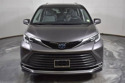 2021 Toyota Sienna Limited