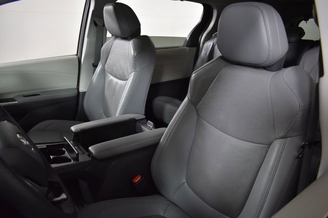 2021 Toyota Sienna Limited