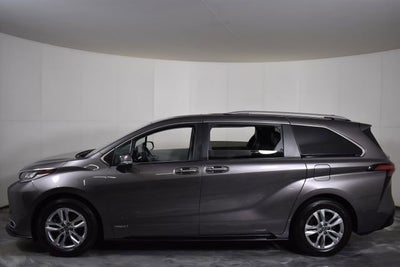 2021 Toyota Sienna Limited